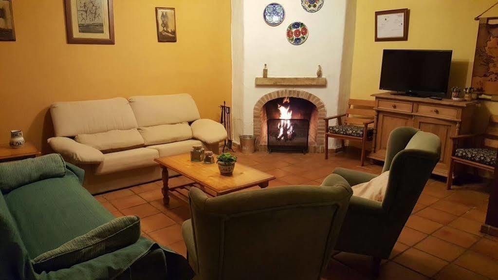 Casa Fuente De La Argamasa